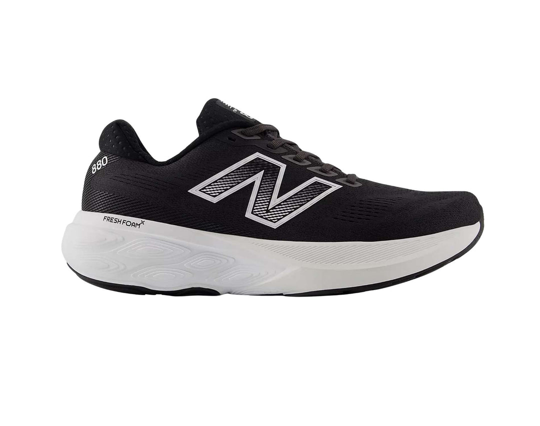 Chaussures de course larges pour homme New Balance 880 V15