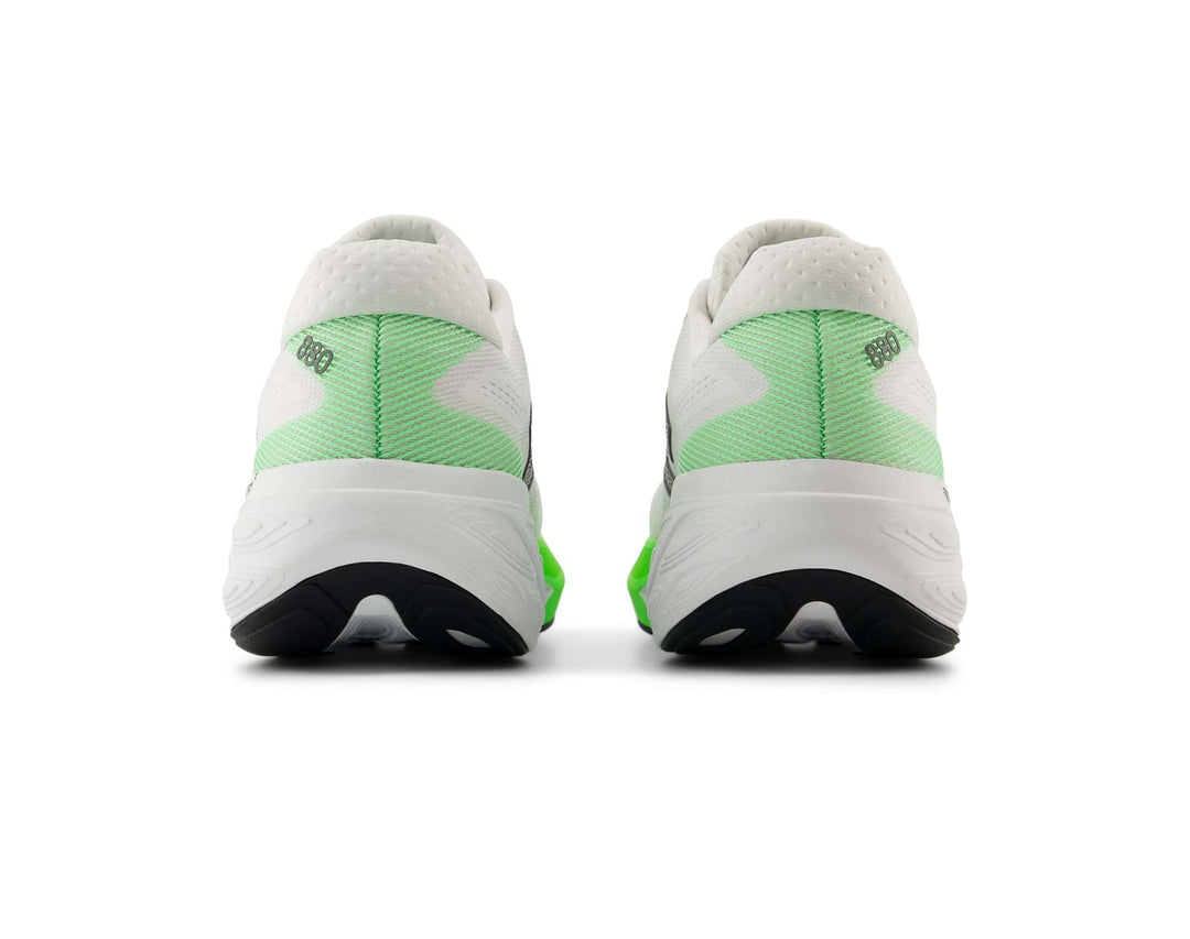 Chaussures de course larges pour homme New Balance 880 V15