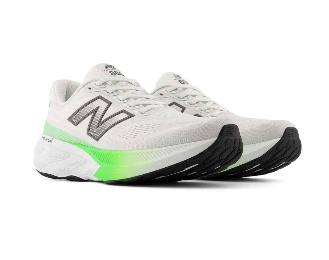 Chaussures de course larges pour homme New Balance 880 V15