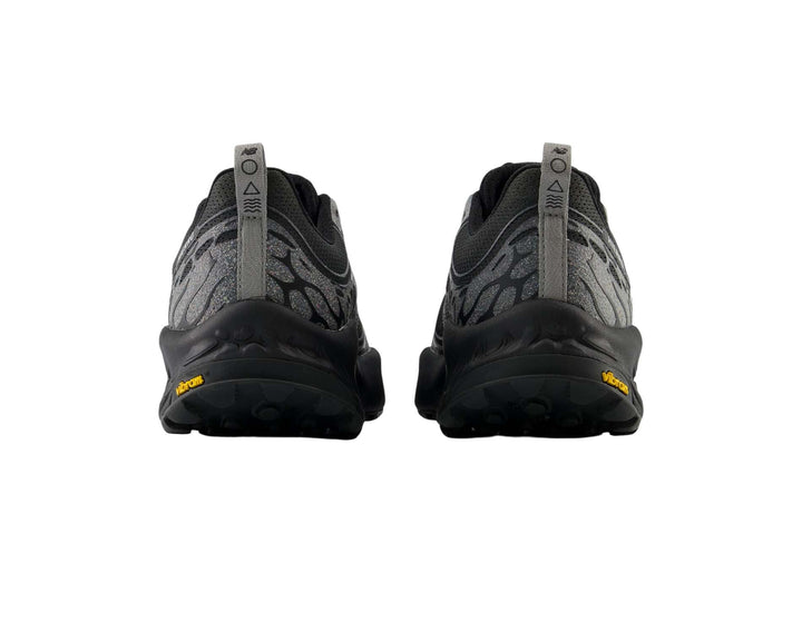 Scarpe da trail running da uomo New Balance Hierro V8 Wide